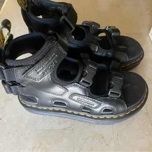 Suicoke doc marten collab women’s sandals sold out